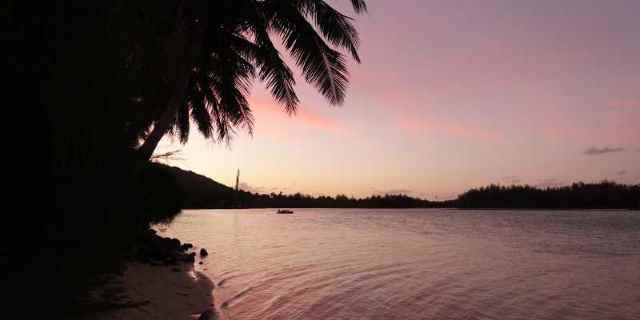 Rarotonga sunset, Muri Beach